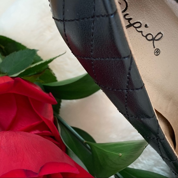 Quipid  black quilted heels 👠 - Picture 4 of 8